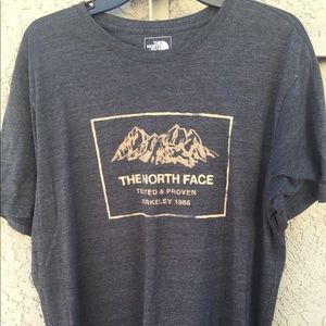 Men’s The North Face T-shirt